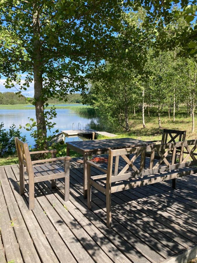 Tamminiemen Lomamoekit Villa Kustavi Eksteriør billede